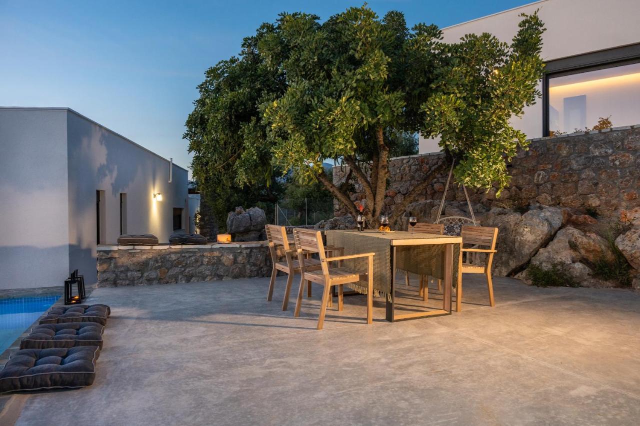 Casatino Villas Kalianeika Zewnętrze zdjęcie